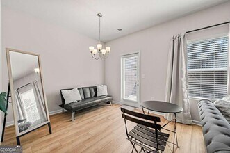 6372 Rosetta Dr in Atlanta, GA - Building Photo - Building Photo