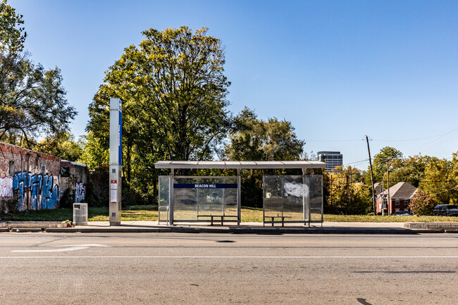 2702-2706 Troost Ave in Kansas City, MO - Building Photo - Building Photo