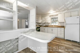 7275 SE Redbird Cir in Hobe Sound, FL - Building Photo - Building Photo