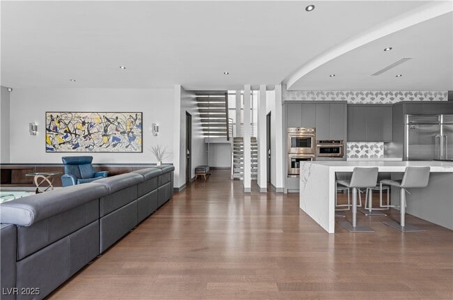 property at 1108 Pine Island Ct