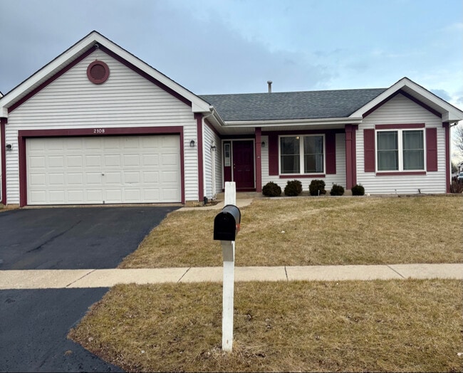 property at 2108 Oakbrook Dr
