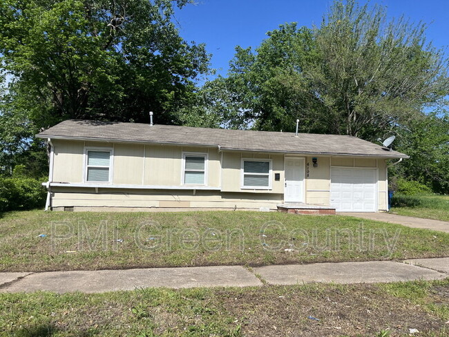 property at 6108 N Boulder Ave