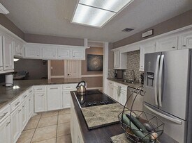 347 Champions Colony III St in Houston, TX - Building Photo
