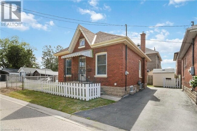 property at 18 Bishop St