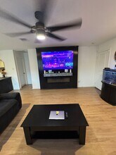 18506 Cepagatti Dr in New Caney, TX - Foto de edificio - Building Photo