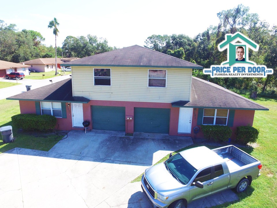 Northside Villas in Lakeland, FL - Building Photo