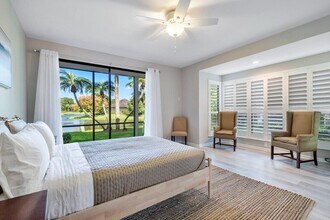 11842 Pebblewood Dr in Wellington, FL - Foto de edificio - Building Photo