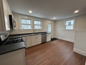 44 Roosevelt St in Maynard, MA - Building Photo - Building Photo