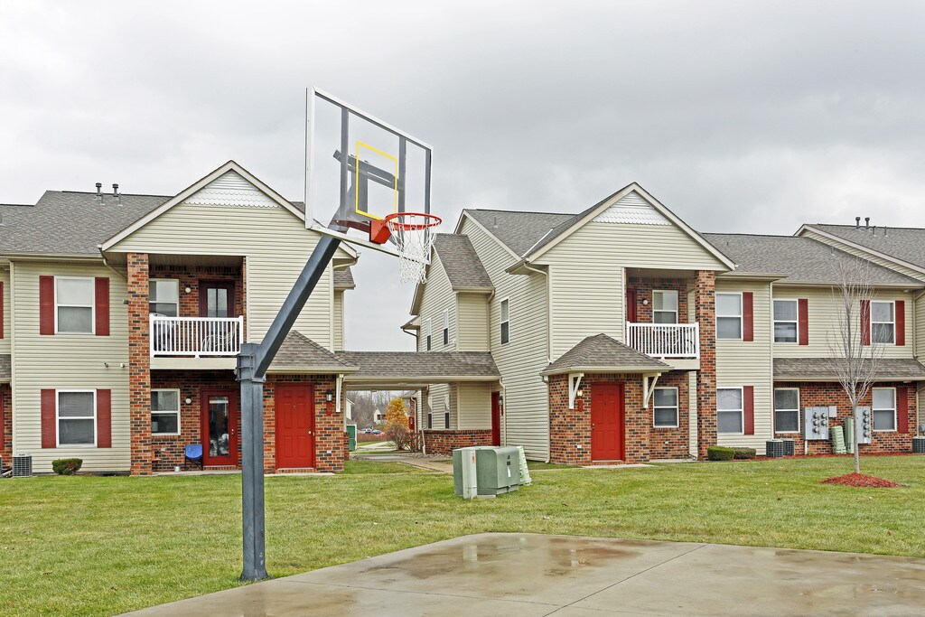 Brookstone Place Apartments in Port Huron, MI