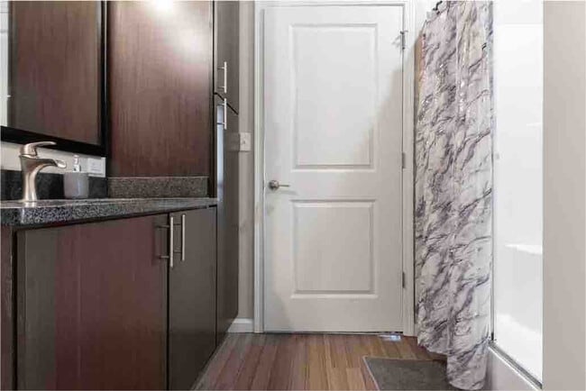 12800 Corporate Hill Dr in St. Louis, MO - Building Photo - Building Photo