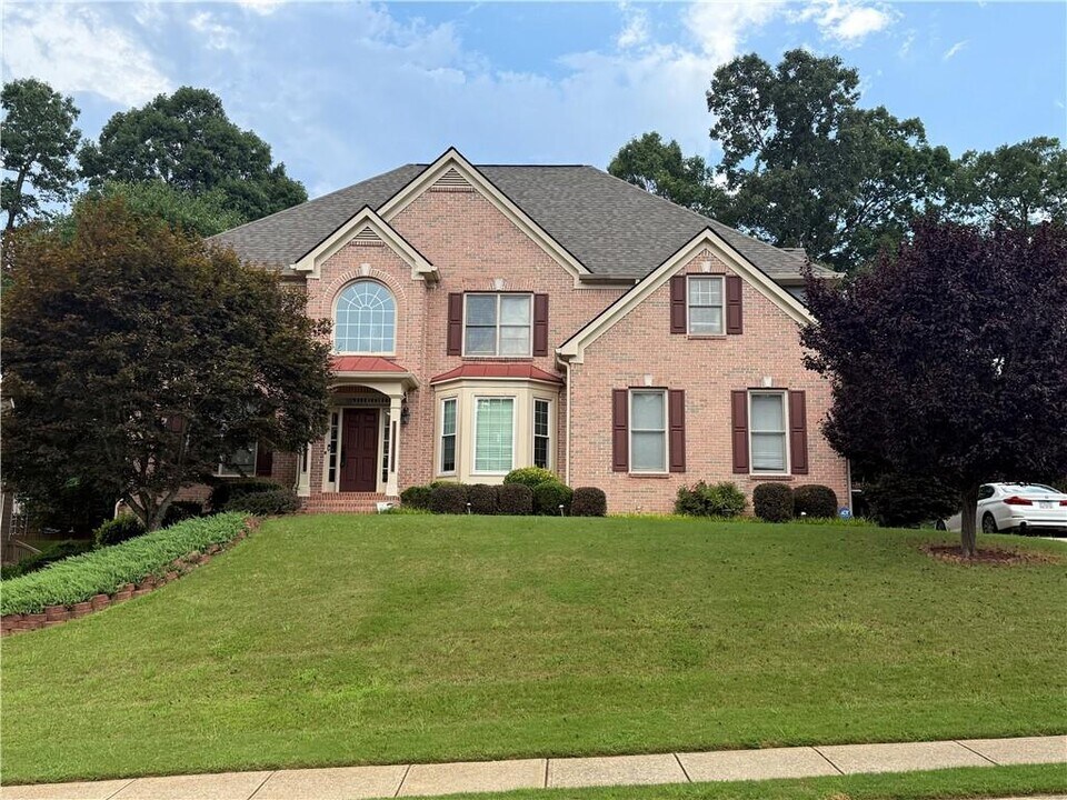 985 Sentry Ridge Crossing in Suwanee, GA - Building Photo