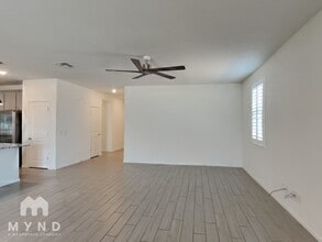 7325 S 33rd Ln in Phoenix, AZ - Building Photo - Building Photo