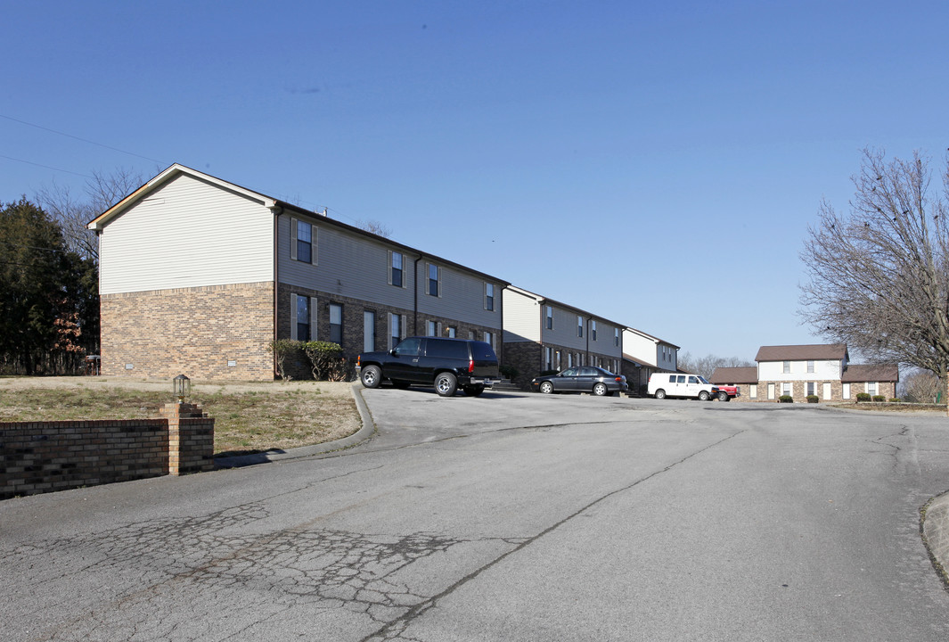 Countryside Apartments in Lebanon, TN - Building Photo