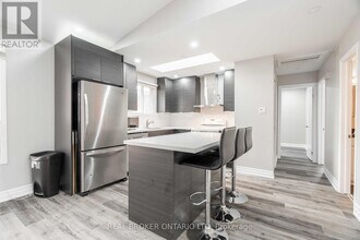 128 Blanchard Crescent in London, ON - Building Photo - Building Photo