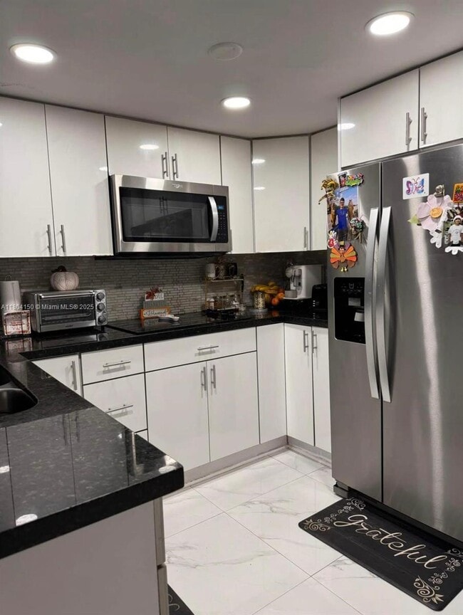 property at 5428 W 20th Ln