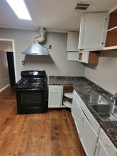 10614 Chadwick St in Houston, TX - Building Photo - Building Photo