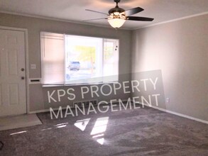 1151 Richmond S in Wichita, KS - Building Photo - Building Photo