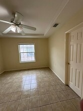 2113 N Dahlia St, Unit 1 in Pharr, TX - Foto de edificio - Building Photo