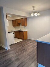 2131 N Summit Ave in Milwaukee, WI - Building Photo - Building Photo