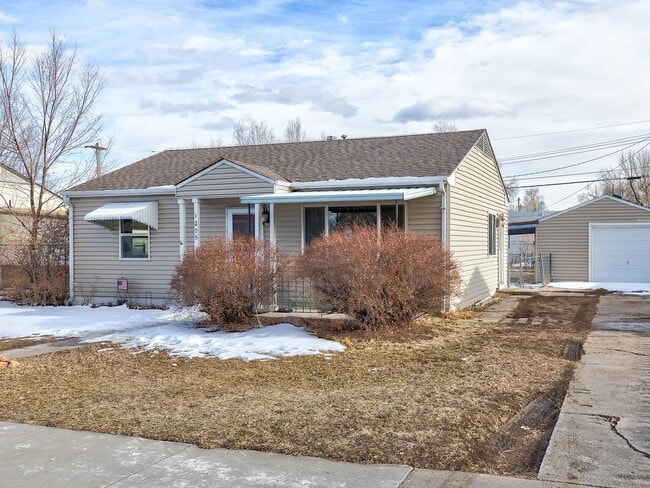 property at 1205 Houston Ave