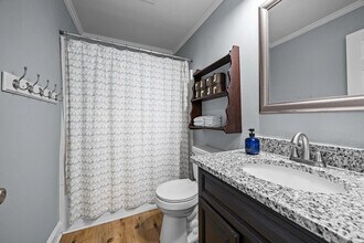 2104 Cleburne St in Greensboro, NC - Building Photo - Building Photo