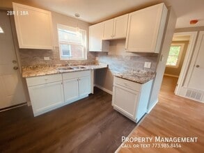 8153 S Colfax Ave in Chicago, IL - Building Photo - Building Photo