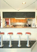 2023 E Roanoke St in Seattle, WA - Building Photo - Building Photo