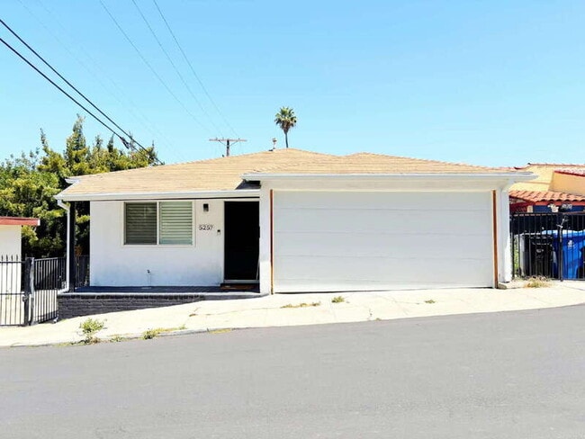 5257 Coney Rd in Los Angeles, CA - Building Photo - Building Photo