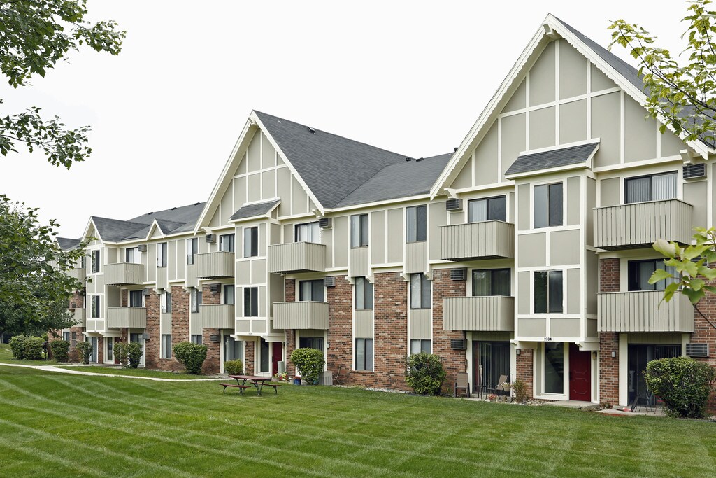 West Wind Apartments in Fort Wayne, IN