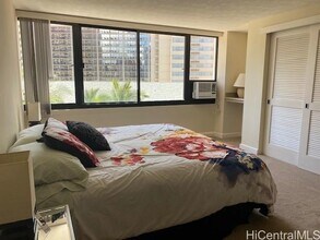 343 Hobron Ln in Honolulu, HI - Building Photo - Building Photo