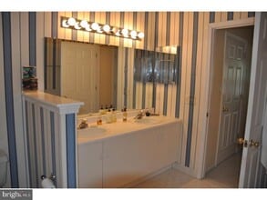 38 Voorhees Ct in Pennington, NJ - Building Photo - Building Photo