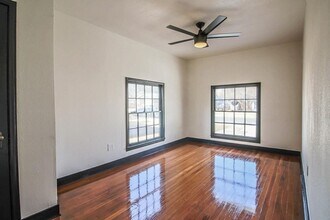 2415 25th St in Lubbock, TX - Building Photo - Building Photo