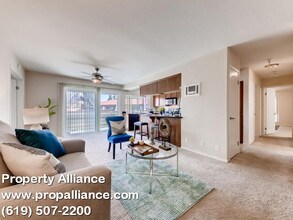 615 Fredricks Ave-Unit -#90 in Oceanside, CA - Foto de edificio - Building Photo