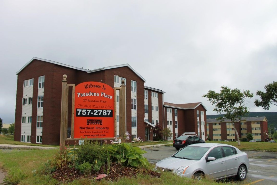 Pasadena Place in St John's, NL - Building Photo