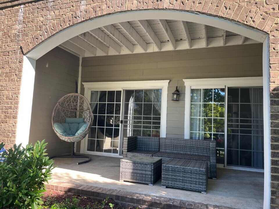 8421 Callabee Way in Nashville, TN - Building Photo