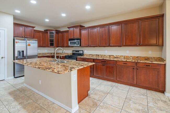 15290 W Ventura St in Surprise, AZ - Building Photo - Building Photo