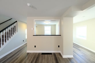 246 Gorham St in Canandaigua, NY - Foto de edificio - Building Photo