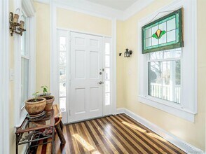 26 Summit Ave in Sea Cliff, NY - Building Photo - Building Photo