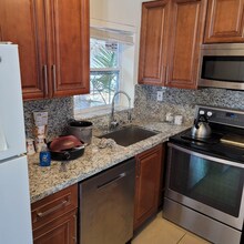 341 Delaware Ave in Fort Lauderdale, FL - Building Photo - Building Photo