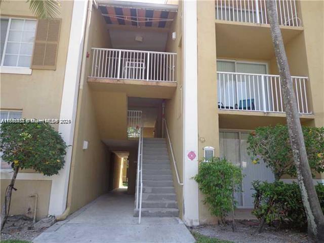 720 SW 111th Ave, Unit 207 in Pembroke Pines, FL - Building Photo - Building Photo