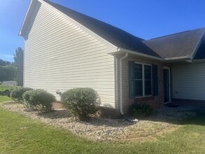 123 Alger Ln in Broadway, VA - Building Photo - Building Photo