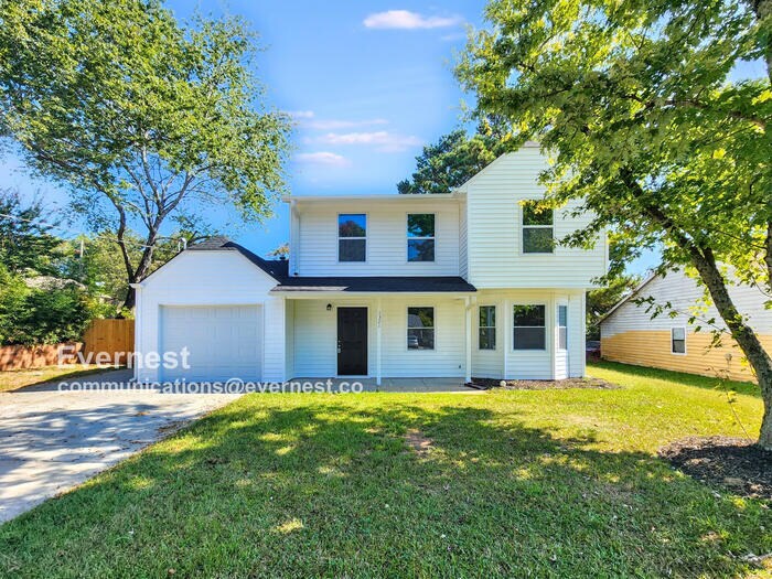 1321 Gladiator Dr in Norcross, GA - Building Photo