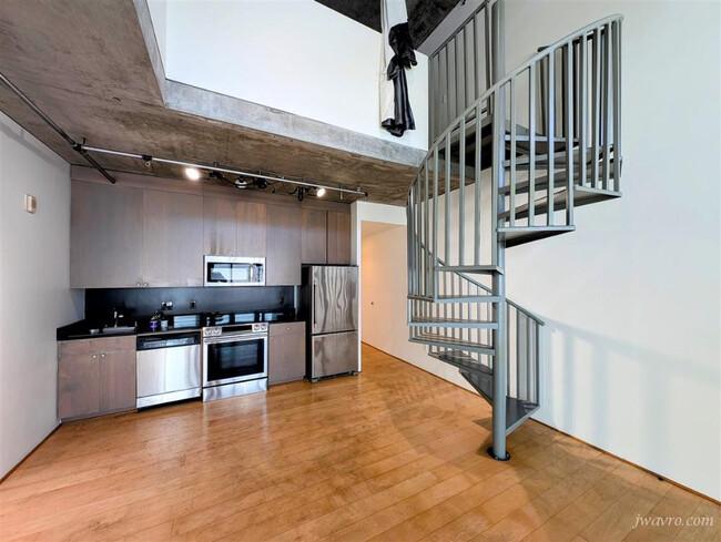 855 Folsom St in San Francisco, CA - Foto de edificio - Building Photo