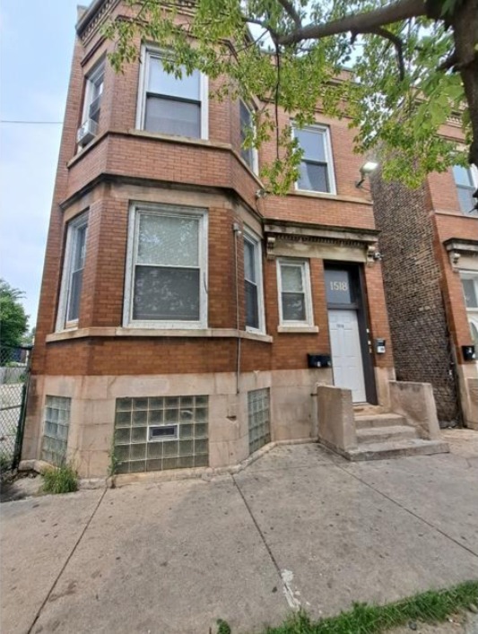 1518 E 75th St in Chicago, IL - Building Photo