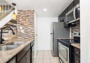 3521 20th St, Unit Highland in Highland, CA - Building Photo - Building Photo