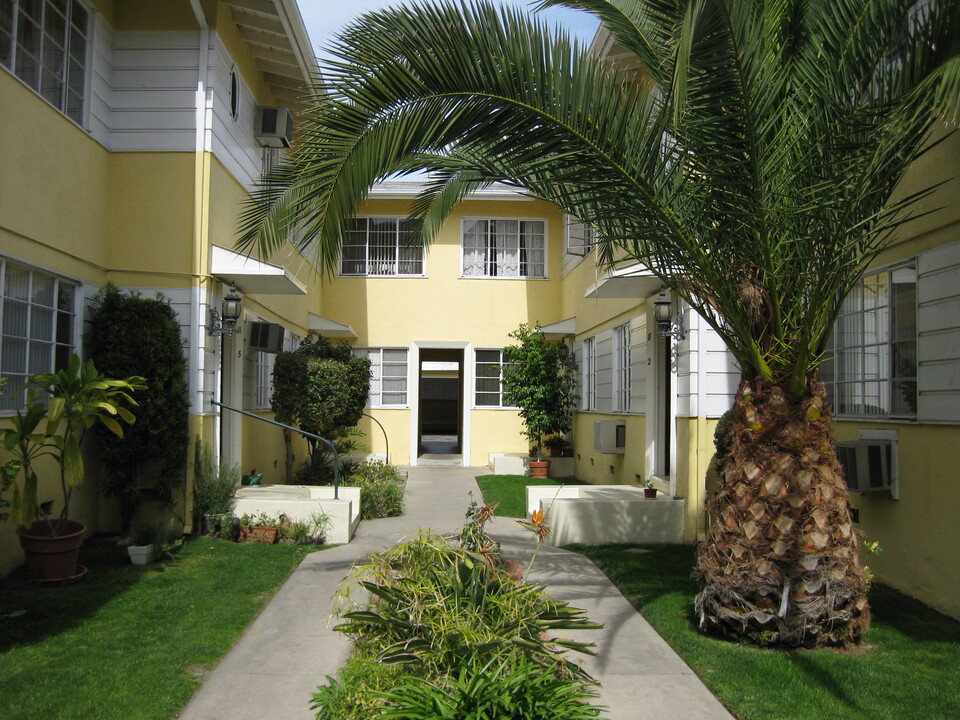 11317 Otsego St, Unit 1 in Los Angeles, CA - Building Photo