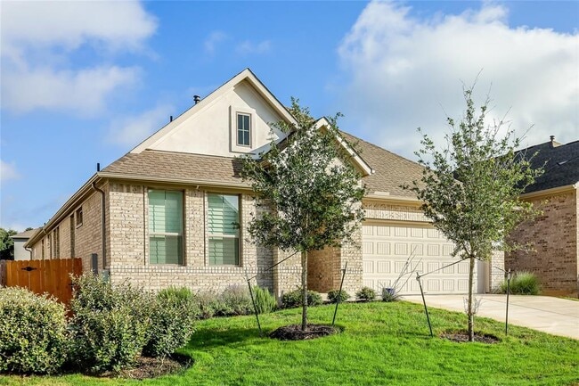 8000 Sunrise Ravine Pass in Lago Vista, TX - Building Photo - Building Photo