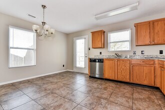 688 Harvest Meadow Way in New Whiteland, IN - Building Photo - Building Photo