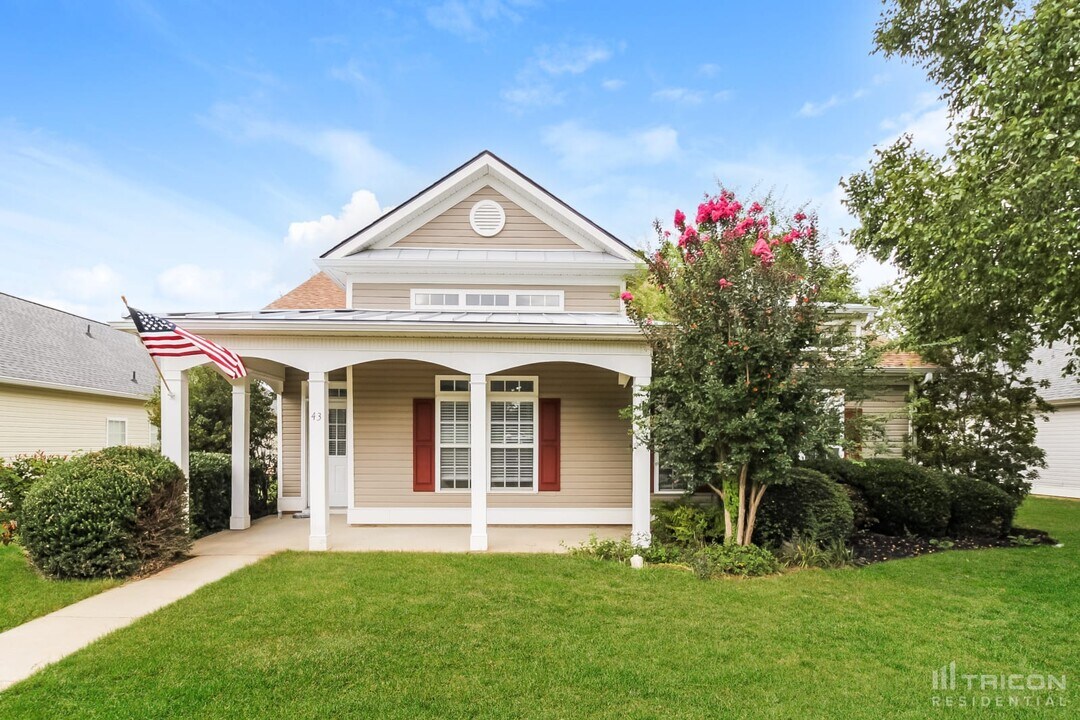 43 Robinson Ln in Newnan, GA - Building Photo