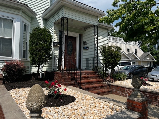 233 Pleasant St, Unit Winthrop Apt 2 in Winthrop, MA - Building Photo